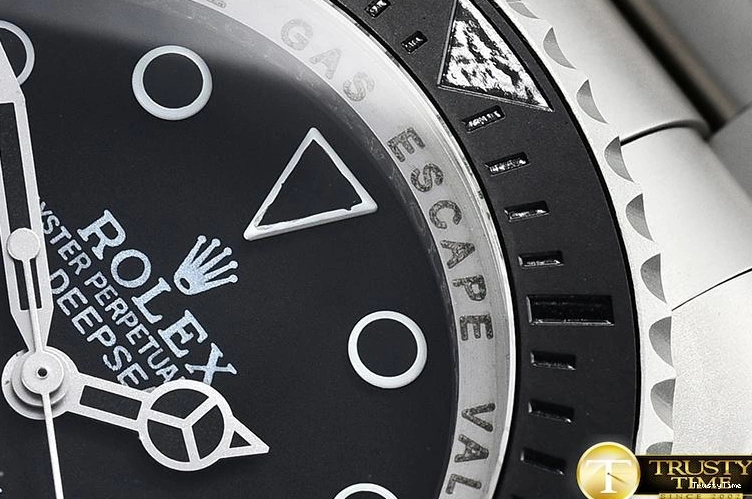 0423 ROLSD066A – Deep Sea Flexible 1006